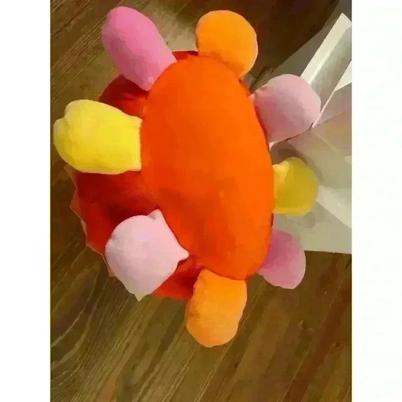 Reese's Jeanne the Octopus 12" Scented Squishmallow - Picture 4 of 5